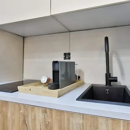 Elegant En Mezzanine - Parc Monceau Apartment *