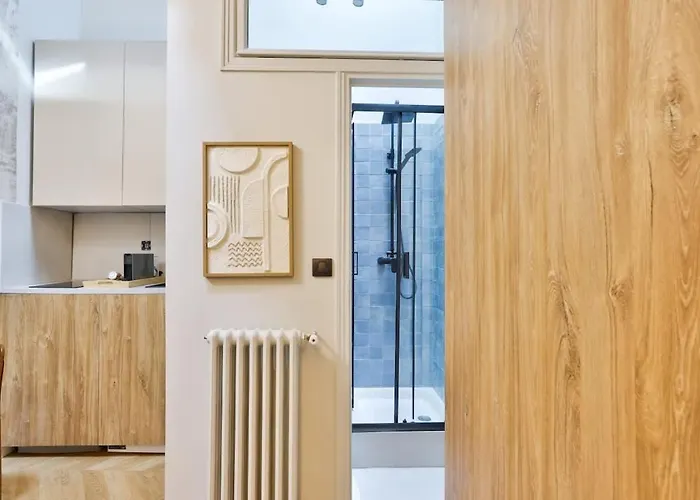 Elegant En Mezzanine - Parc Monceau Appartement